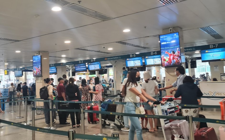 Sân bay Tân Sơn Nhất thông thoáng trong ngày nghỉ lễ 2 9