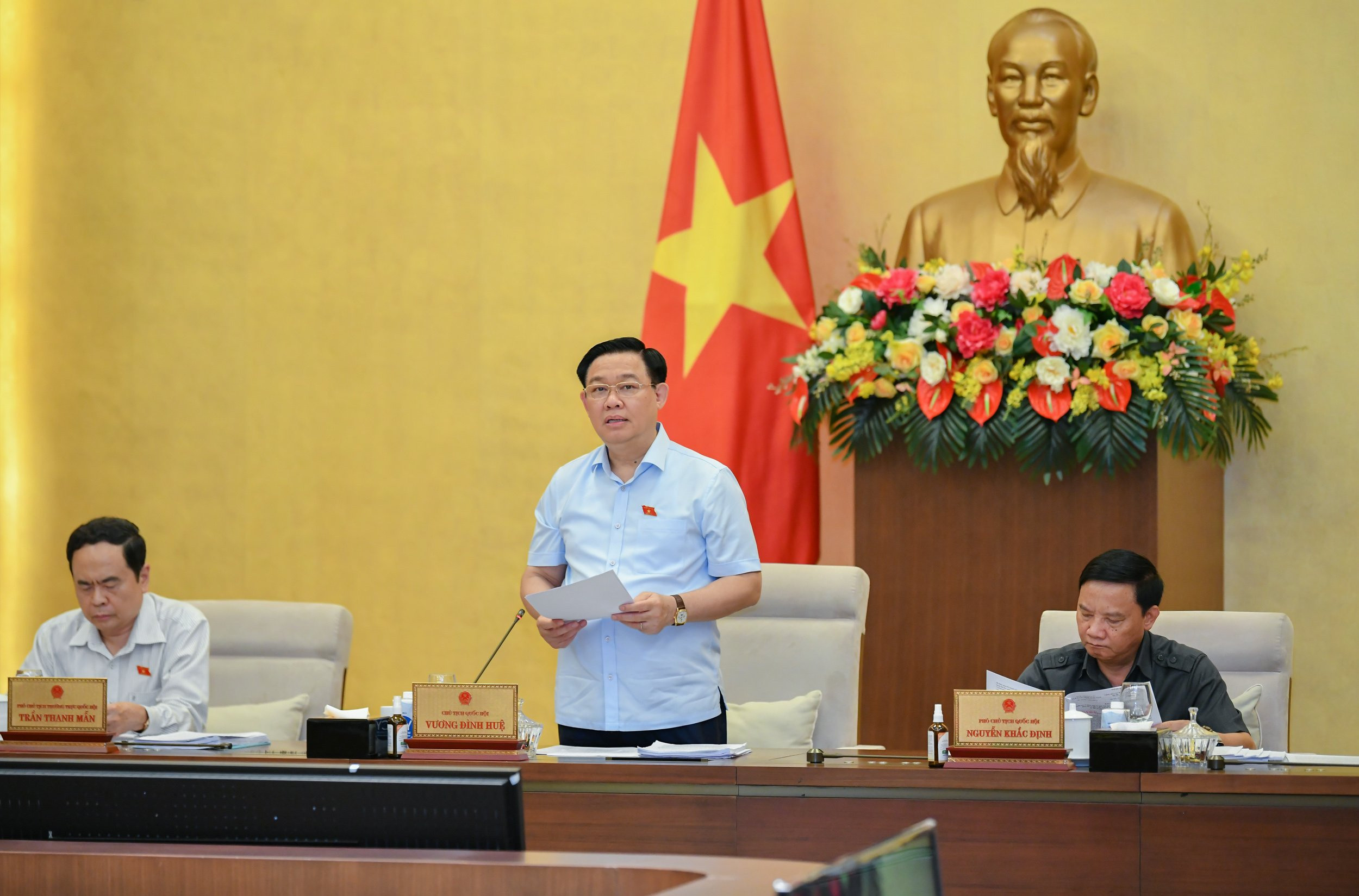 Bổ sung hơn 19 500 tỷ đồng cho 10 Bộ, cơ quan trung ương và 36 địa phương