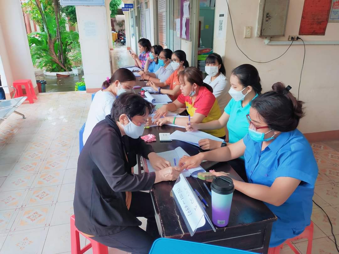Bình Dương 727 lao động đủ điều kiện nhận hỗ trợ do COVID-19 liên hệ ngay BHXH để nhận tiền