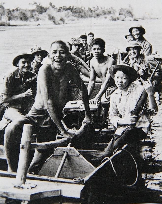 Ngược dòng Thạch Hãn