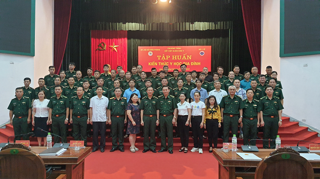 Nâng cao kiến thức y học gia đình cho cán bộ quân y