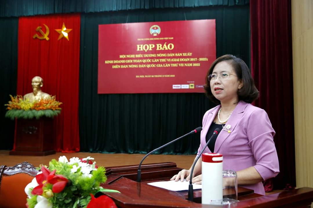 Người nông dân chuyên nghiệp trong xây dựng nông nghiệp, nông thôn mới