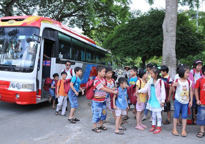 Hà Nội Tăng cường quản lý xe đưa đón học sinh