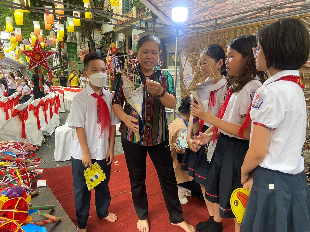 Lan tỏa nét đẹp văn hóa Tết Trung thu truyền thống