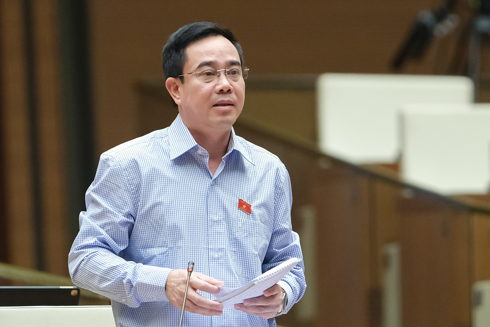 Đại biểu Quốc hội đề nghị cương quyết khắc phục tình trạng chậm gửi tài liệu