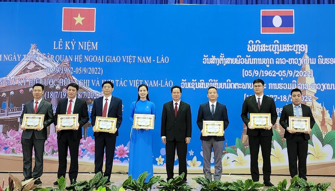 Tăng cường hợp tác giữa Nghệ An, Hà Tĩnh với các tỉnh nước bạn Lào