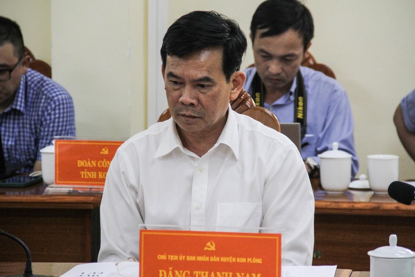 Kon Tum Một Chủ tịch huyện bị cách hết chức vụ trong Đảng do sai phạm đất đai