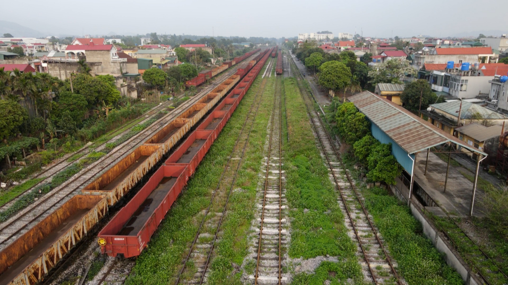 Nghiên cứu điều chỉnh xây dựng tuyến đường sắt Yên Viên – Cái Lân