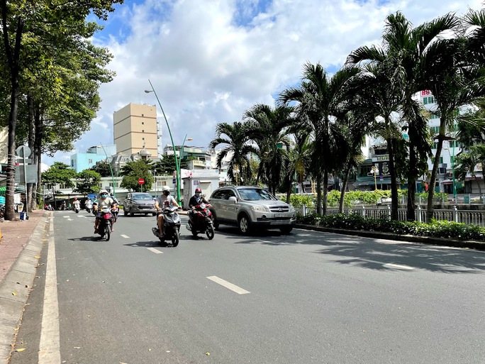 TP Hồ Chí Minh Chưa đồng tình cấm xe trên đường Trường Sa
