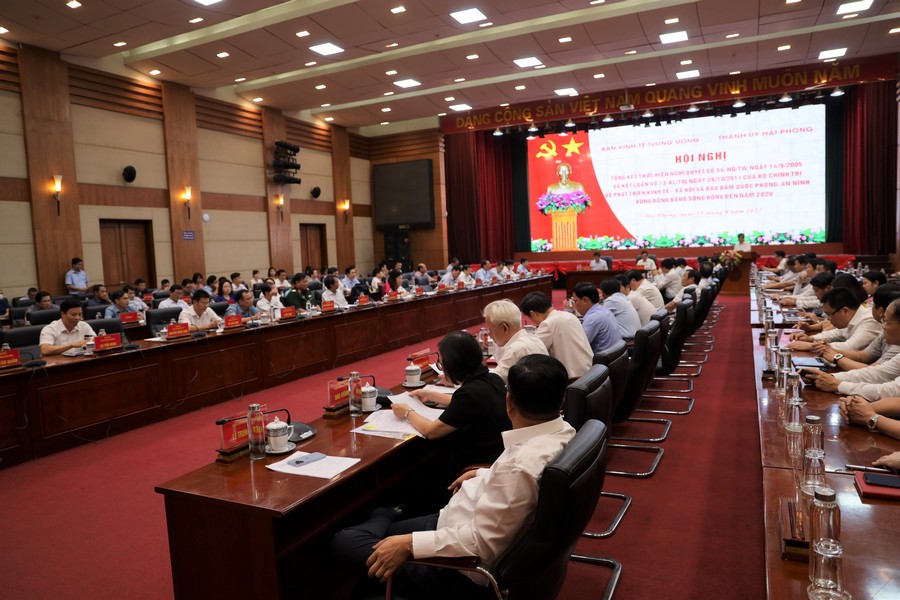 Khẳng định vai trò là vùng kinh tế động lực, đóng góp quan trọng vào tăng trưởng kinh tế của cả nước