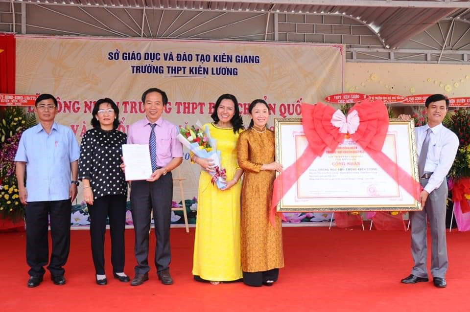 Trường THPT Kiên Lương Bông hoa đẹp của ngành giáo dục tỉnh Kiên Giang