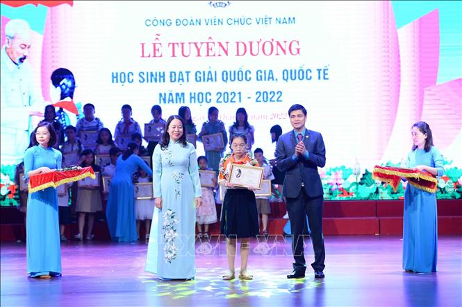 Nhân rộng, lan tỏa hơn nữa những tấm gương sáng trong học tập, rèn luyện