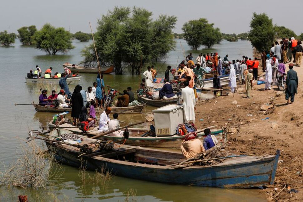 Pakistan sẽ không tuyên bố vỡ nợ sau thảm họa lũ lụt
