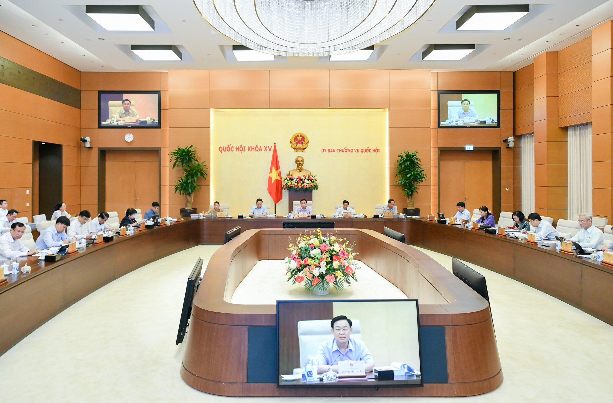 Sửa luật Đấu thầu Phải gỡ khó trong đấu thầu thuốc, vật tư y tế