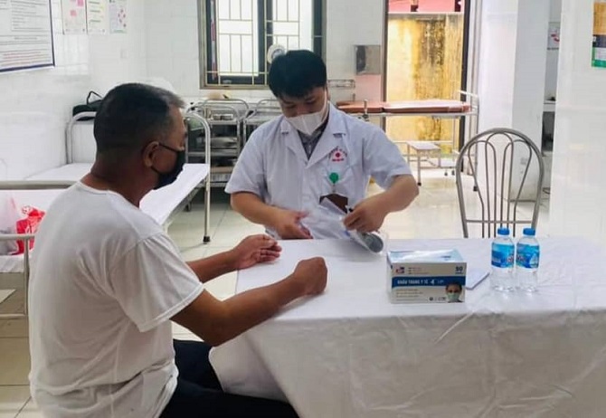 Bảo đảm quyền khám, chữa bệnh của người dân