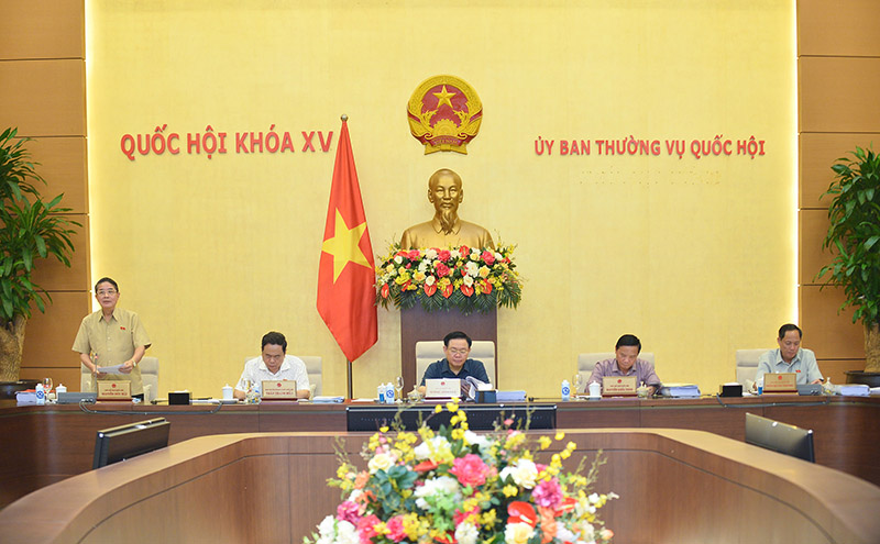 Uỷ ban Thường vụ Quốc hội cho ý kiến lần đầu về dự án Luật Đất đai sửa đổi