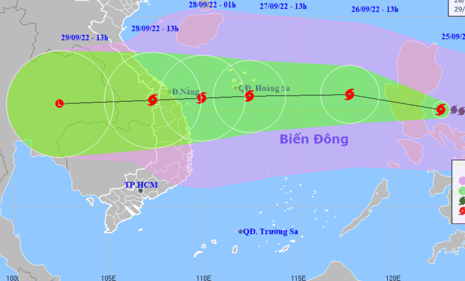 Thủ tướng Chính phủ yêu cầu tập trung ứng phó khẩn cấp với bão số 4