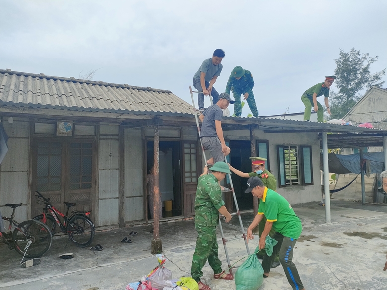 Thừa Thiên Huế Đóng cửa chợ, cấm người dân ra đường khi siêu bão Noru đổ bộ