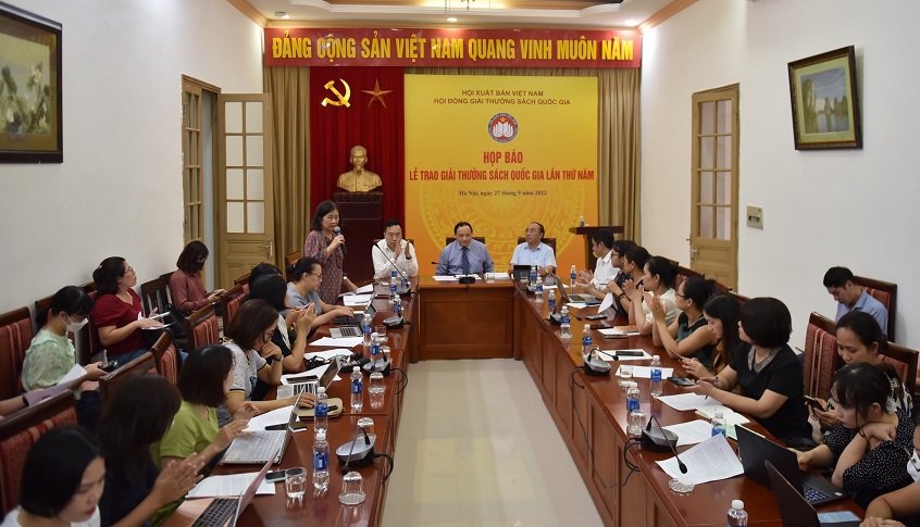 26 tác phẩm đoạt Giải thưởng Sách quốc gia lần thứ V