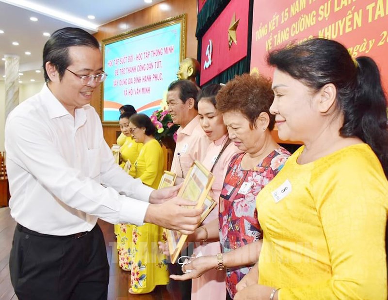 Tích cực thực hiện Chỉ thị 11 về công tác khuyến học, khuyến tài