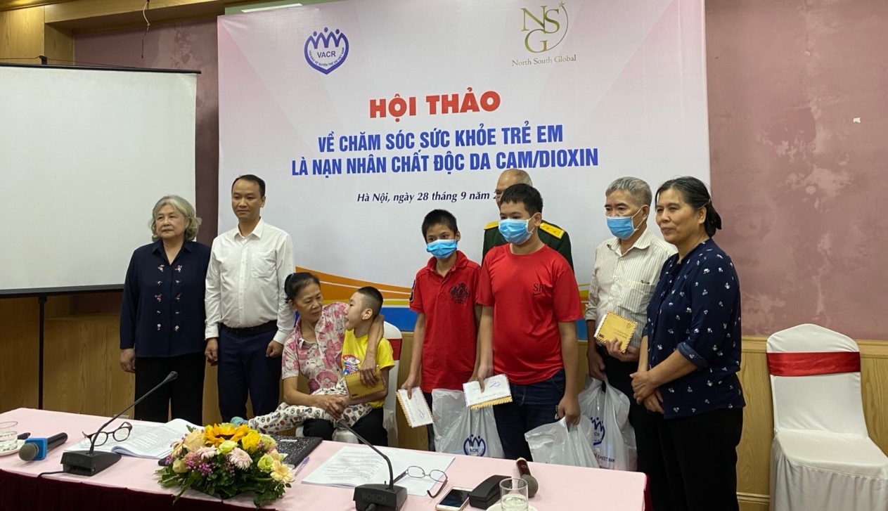 Cần bổ sung chính sách hỗ trợ trẻ em là nạn nhân chất độc da cam