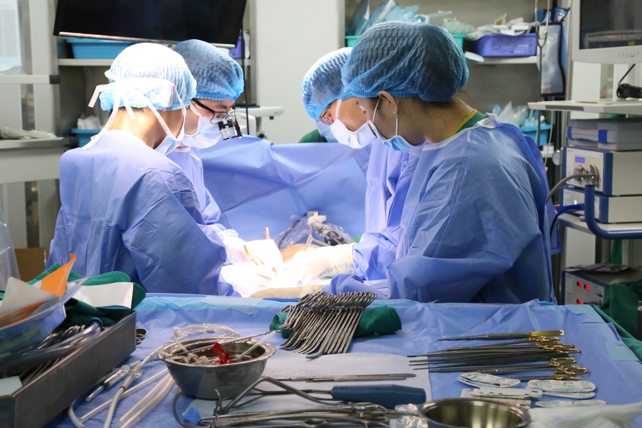 Bệnh viện tỉnh thực hiện thành công phẫu thuật nội soi hoàn toàn vá lỗ thông liên nhĩ
