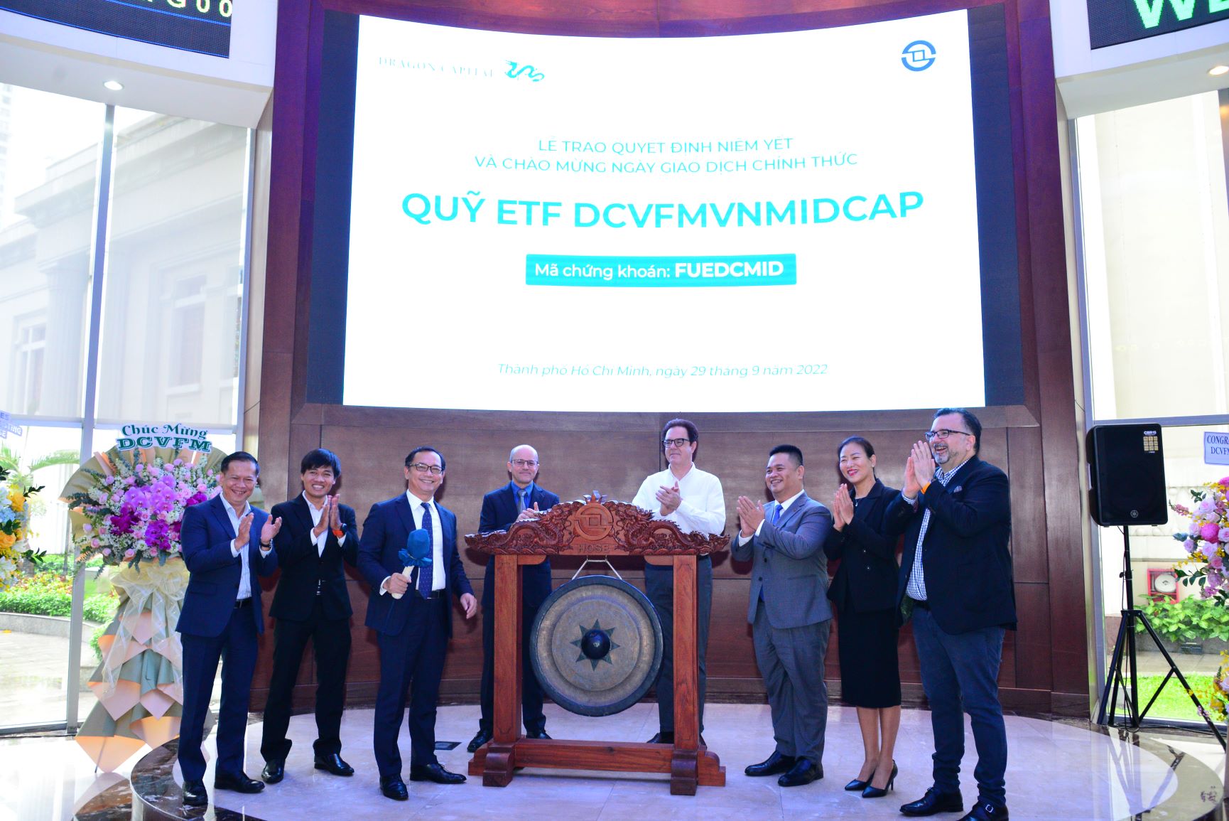 6 triệu chứng chỉ quỹ ETF mô phỏng VNMIDCAP chào sàn