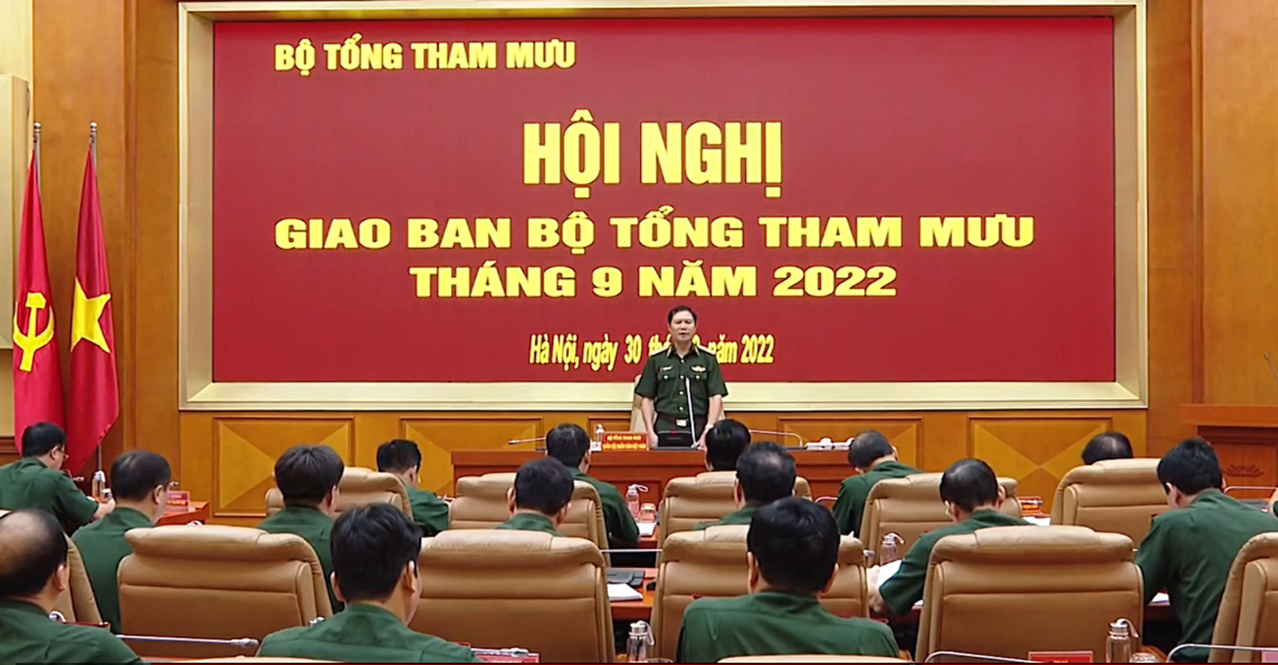 Sẵn sàng giúp nhân dân ứng phó, khắc phục sự cố do bão, lũ