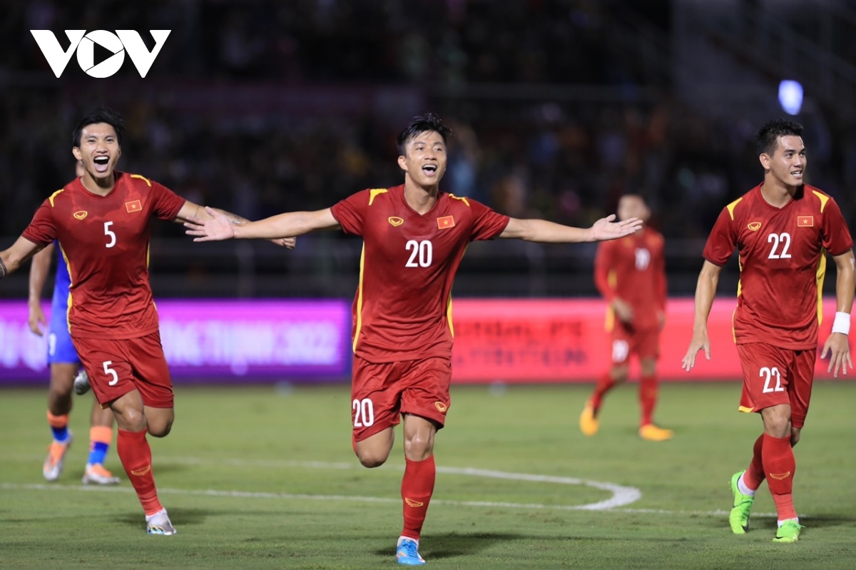 Đội tuyển Việt Nam vươn lên vị trí 96 trên bảng xếp hạng FIFA