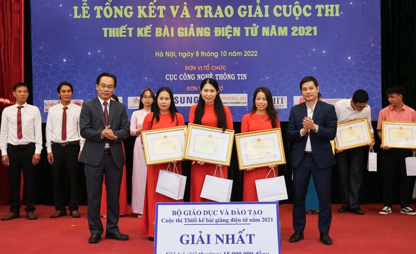 Trao giải Cuộc thi thiết kế bài giảng điện tử