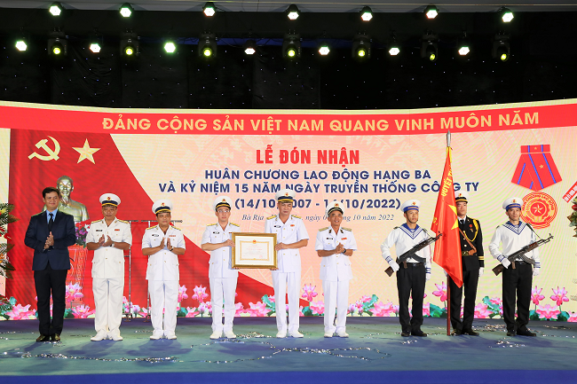 Tân Cảng Cái Mép đón nhận Huân chương Lao động hạng Ba