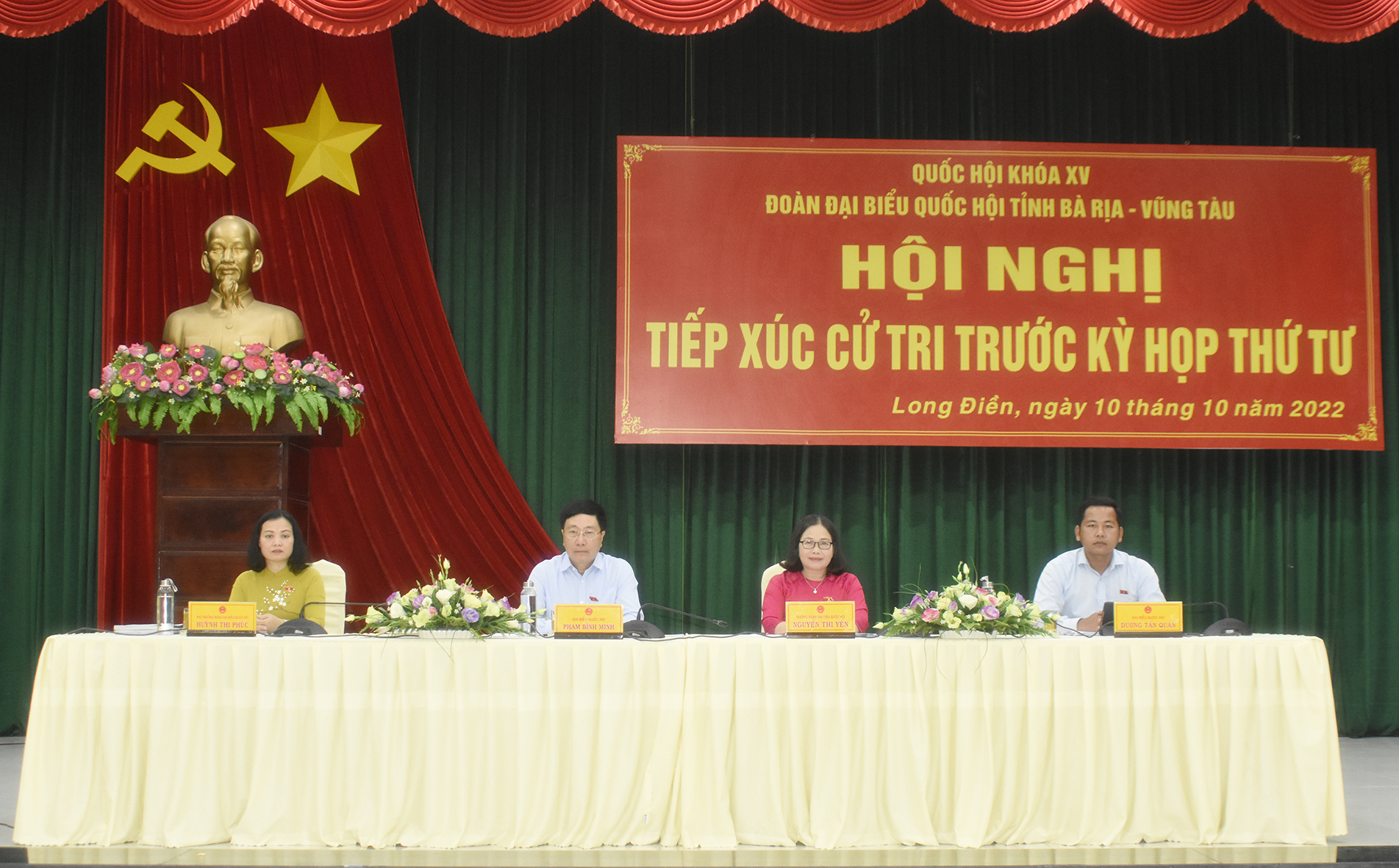 Cử tri tỉnh Bà Rịa- Vũng Tàu mong có chính sách, chế độ tiền lương tốt hơn để bảo đảm cuộc sống