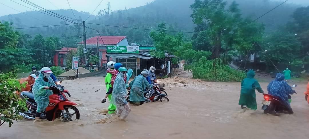 Quảng Nam cảnh báo nguy cơ lũ quét, sạt lở đất