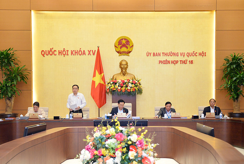 Đẩy nhanh tiến độ, thực hiện hiệu quả Chương trình MTQG dân tộc, miền núi