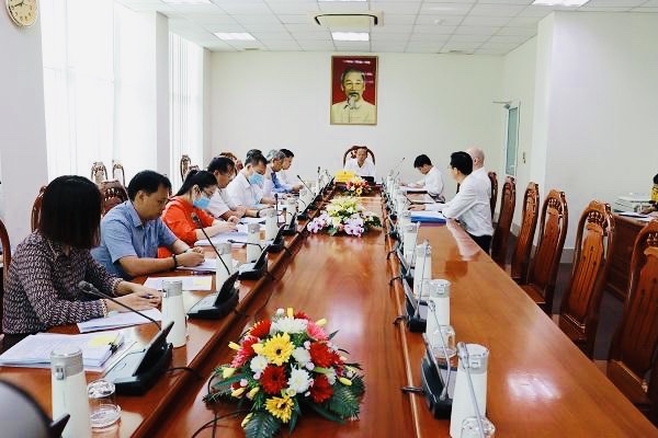 Bà Rịa - Vũng Tàu giải quyết vướng mắc thủ tục đất đai và cấp Giấy chứng nhận đầu tư
