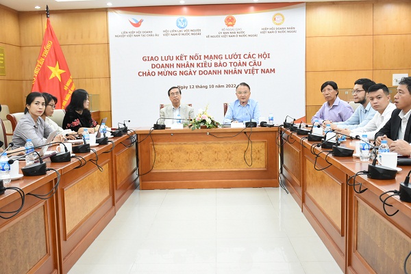 Gắn kết chặt chẽ mạng lưới các Hội Doanh nhân Việt Nam ở nước ngoài