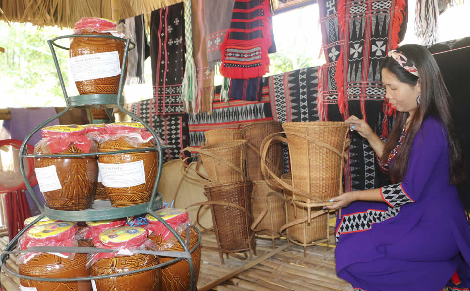 Bảo tồn và phát huy văn hoá đồng bào dân tộc Cơ Tu tại Đà Nẵng