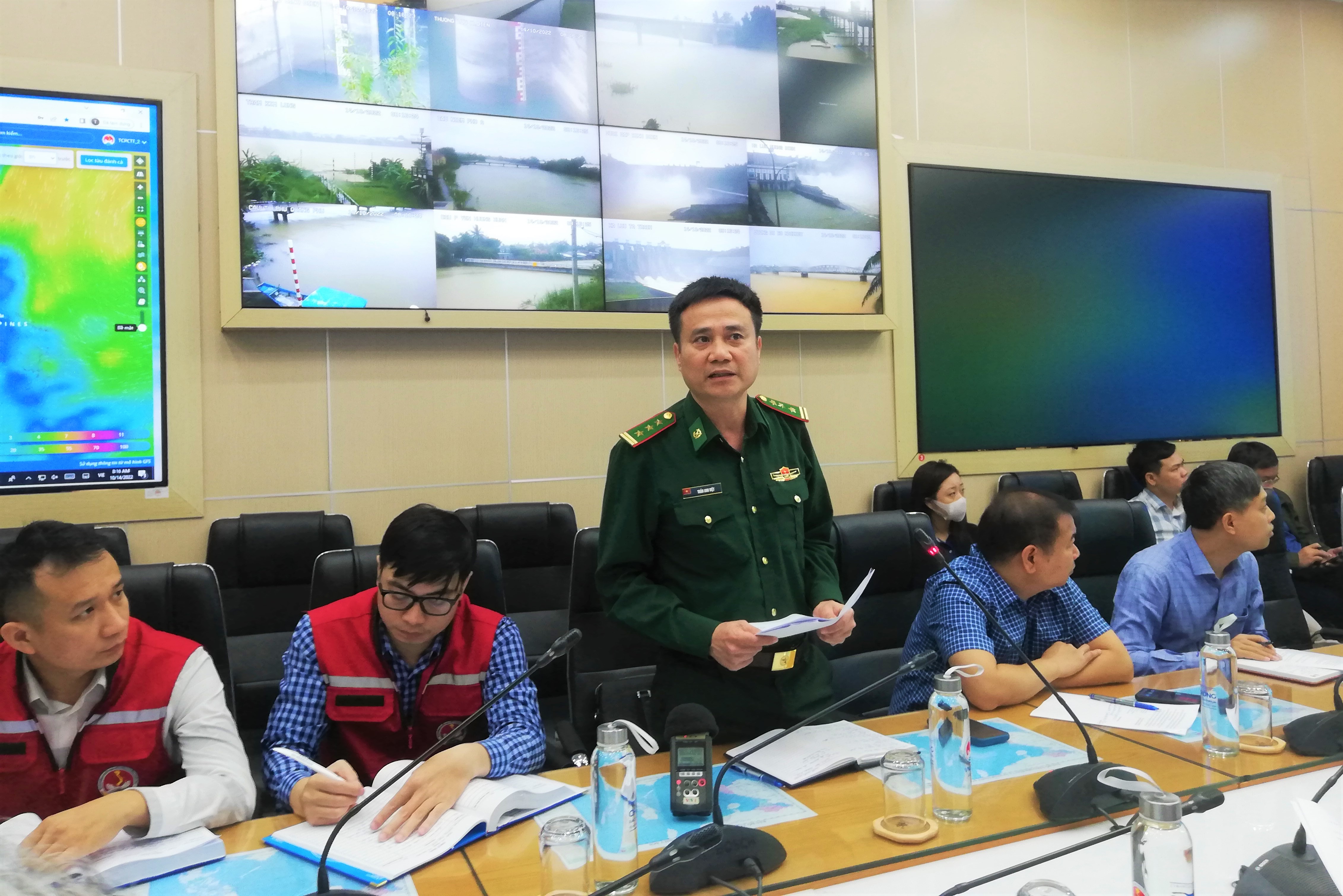 Tập trung ứng phó với mưa lớn tại miền Trung
