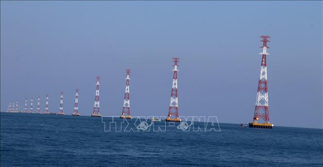 Vận hành đường dây 220kV vượt biển Kiên Bình - Phú Quốc giai đoạn 1