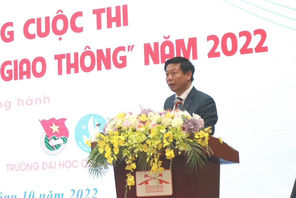 Đẩy mạnh tuyên truyền phổ biến pháp luật, nâng cao nhận thức của người dân về an toàn giao thông