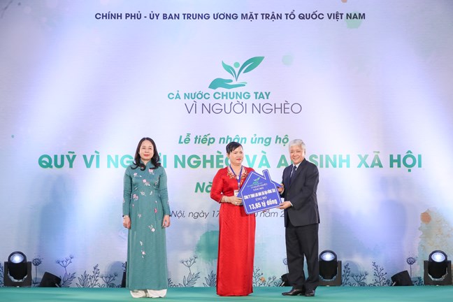 Trên 1 400 tỷ đồng đăng ký ủng hộ Quỹ “Vì người nghèo” và an sinh xã hội