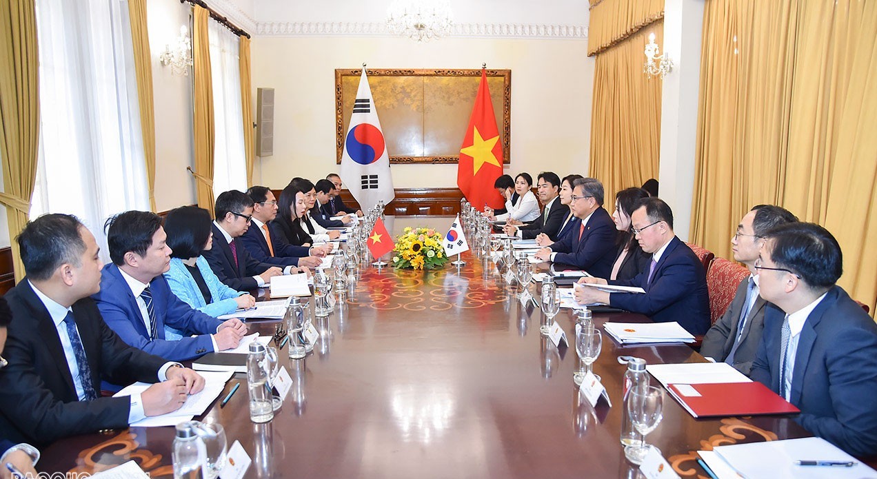 Khuyến khích các doanh nghiệp Hàn Quốc đầu tư mới và mở rộng quy mô đầu tư vào Việt Nam