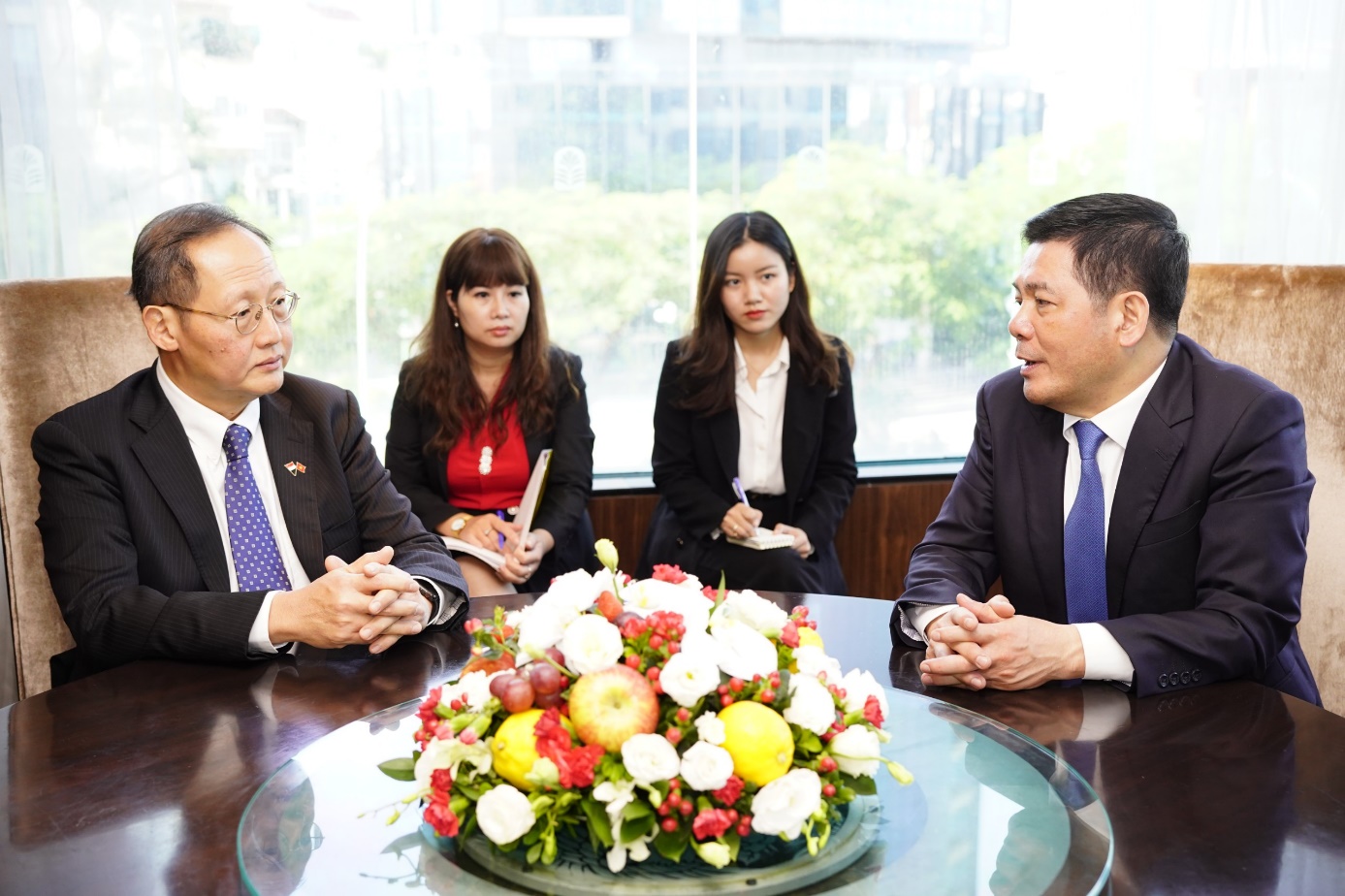 Tăng cường quan hệ hợp tác Việt Nam - Singapore