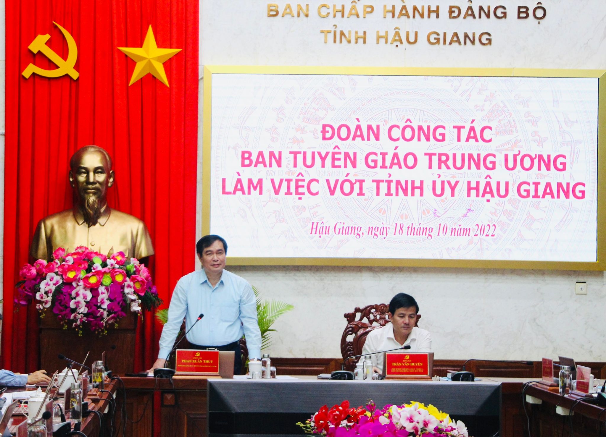 Hậu Giang tăng cường chỉ đạo, lãnh đạo thực hiện tốt nhiệm vụ xây dựng Đảng