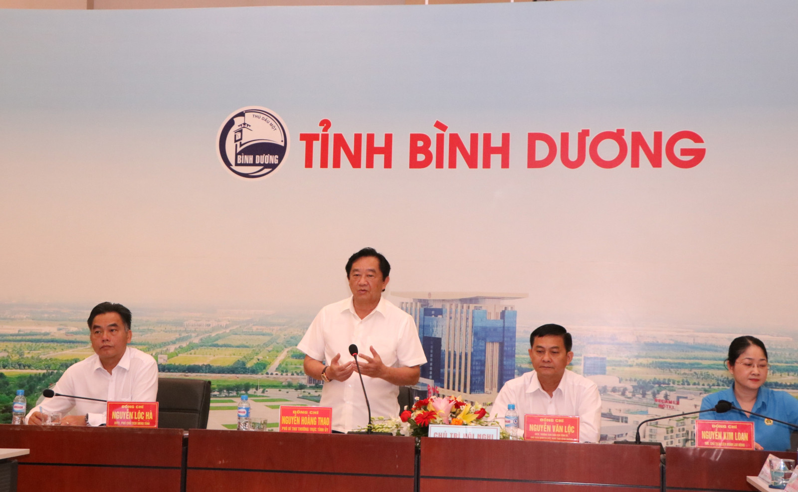 Tạo điều kiện phát triển Đảng trong doanh nghiệp khu vực ngoài nhà nước