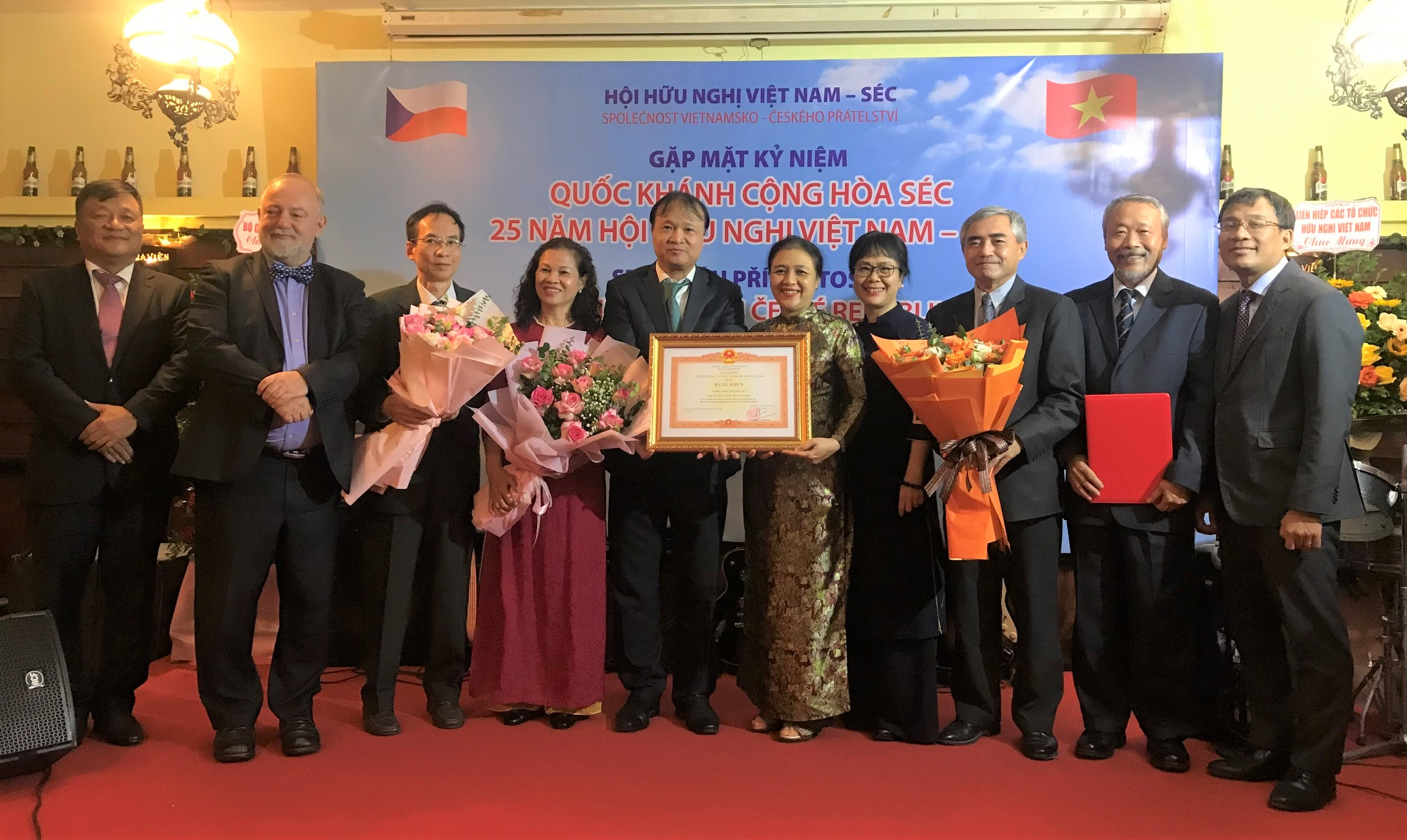 Góp phần củng cố, thúc đẩy tình hữu nghị Việt Nam – Cộng hòa Séc