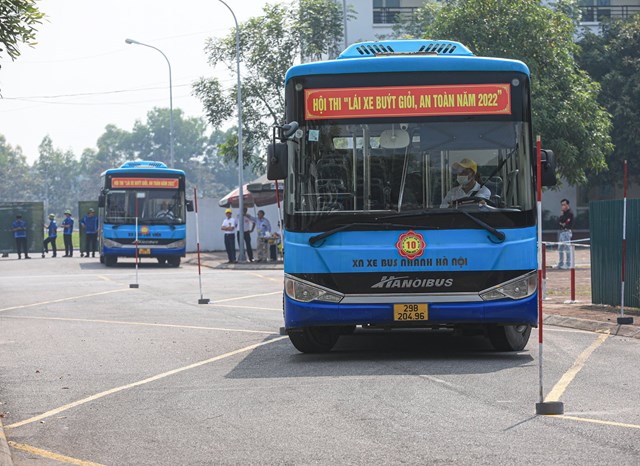 Hội thi “Lái xe buýt giỏi, an toàn năm 2022”