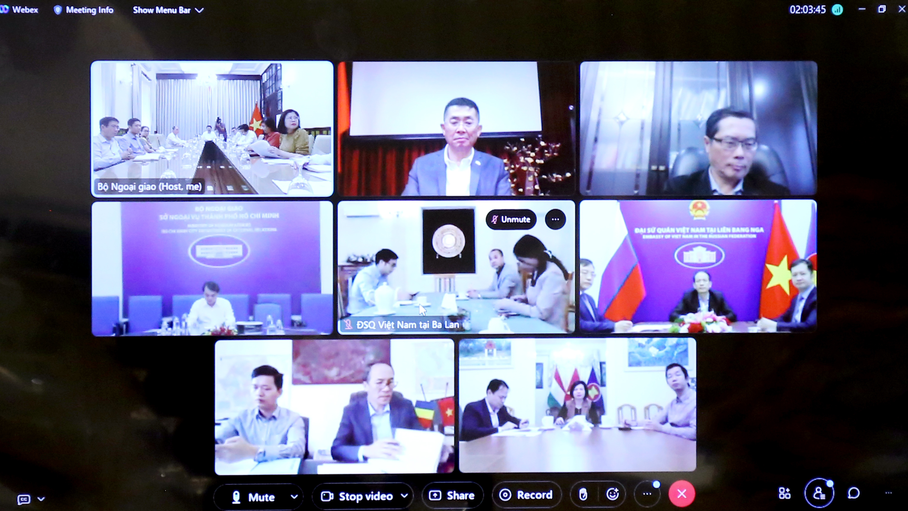 Thành lập Ban chỉ đạo về công tác bảo hộ công dân Việt Nam ở nước ngoài