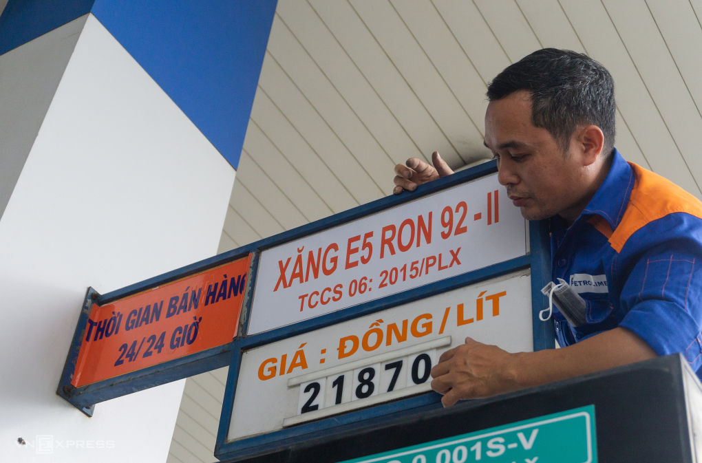 Giá xăng, dầu tăng lần thứ ba liên tiếp
