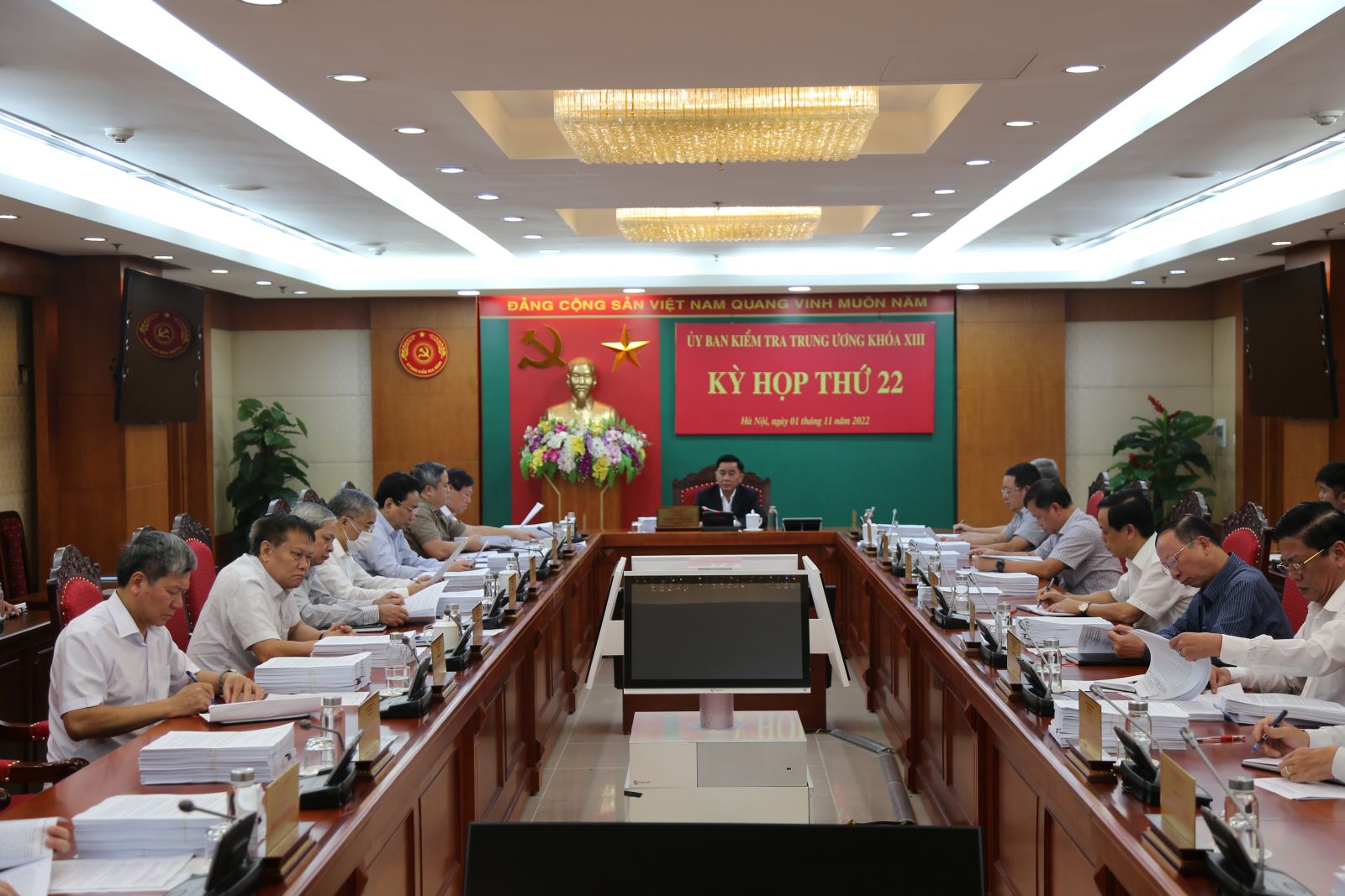Kỳ họp thứ 22 của Ủy ban Kiểm tra Trung ương Kỷ luật và đề nghị kỷ luật các tập thể, cá nhân sai phạm